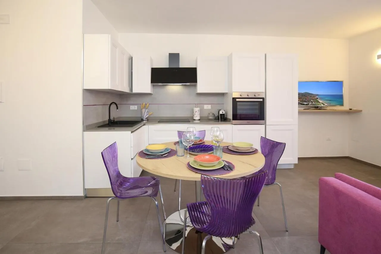 Appartamento Casa Vacanza Le Terrazze Via Parigi,23 Castelsardo 0*,  Italy